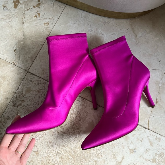 INC boots satin fuchsia - Picture 1 of 6